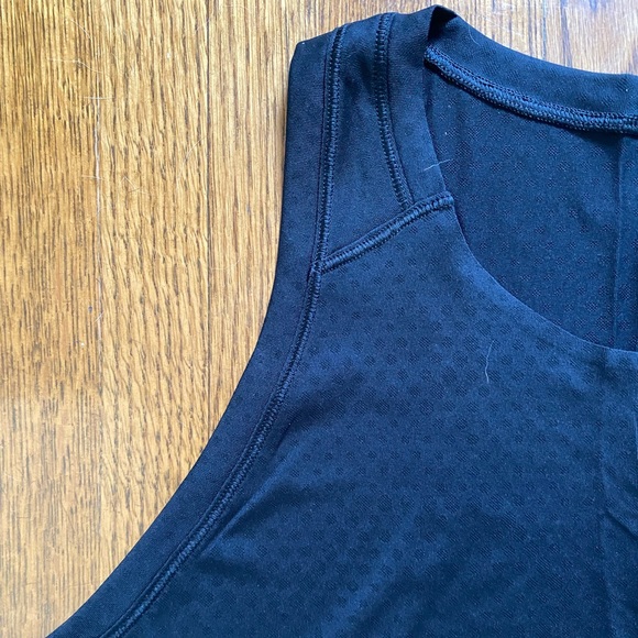 Lululemon Women’s Fast and Free Race Length Black Tank Top Size: 8 - Picture 8 of 9